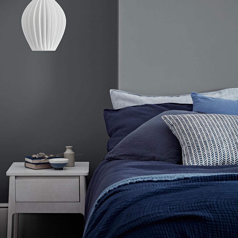 Crown Walls & Ceilings Matt Emulsion | City Break | 40ml Tester - Image 5